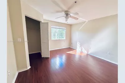 11185 SW 6th St #303, Pembroke Pines, FL 33025 - Photo 9