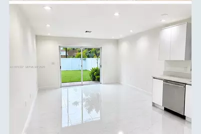 3131 NW 60 St. #0, Miami, FL 33142 - Photo 3