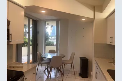 20191 E Country Club Dr #407, Aventura, FL 33180 - Photo 13