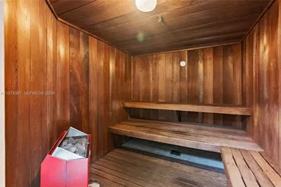 20191 E Country Club Dr #407, Aventura, FL 33180 - Photo 43