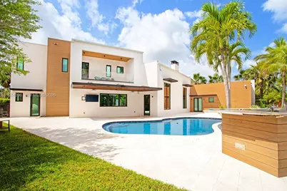 12021 NW 4th St, Plantation, FL 33325 - Photo 19