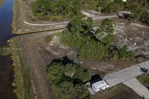 6001 N Laura, Lehigh Acres, FL 33971 - Photo 3