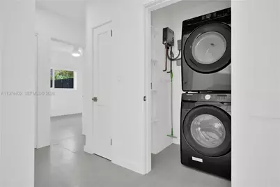 7030 SW 58th St, Miami, FL 33143 - Photo 15