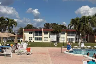 237 Lake Frances Dr, West Palm Beach, FL 33411 - Photo 21