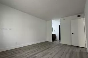 237 Lake Frances Dr, West Palm Beach, FL 33411 - Photo 7