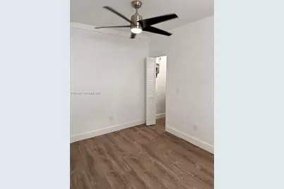 5180 NW 14th Ave #B, Miami, FL 33142 - Photo 9