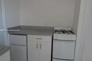 1925 Thomas St, Hollywood, FL 33020 - Photo 5