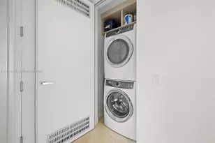 18975 Collins Ave, Sunny Isles Beach, FL 33160 - Photo 9