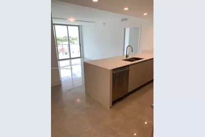 13800 Highland Dr #403, North Miami Beach, FL 33181 - Photo 3
