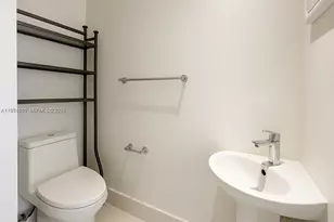 501 NE 31st St, Miami, FL 33137 - Photo 13