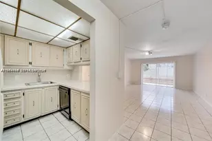 4848 NW 24th Ct, Lauderdale Lakes, FL 33313 - Photo 5