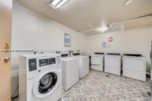 4848 NW 24th Ct, Lauderdale Lakes, FL 33313 - Photo 23