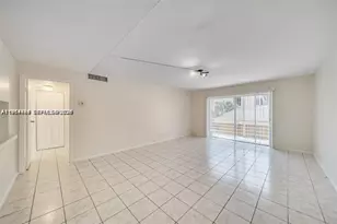 4848 NW 24th Ct, Lauderdale Lakes, FL 33313 - Photo 9