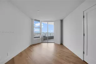 555 NE 34th St, Miami, FL 33137 - Photo 31