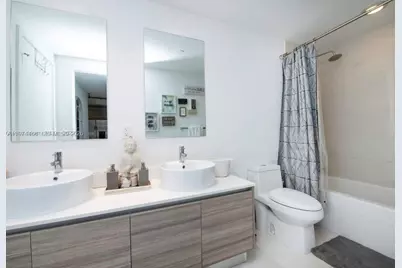 121 NE 34th St #1603, Miami, FL 33137 - Photo 11