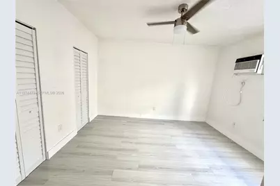 1043 NW 2nd St #16, Miami, FL 33128 - Photo 7