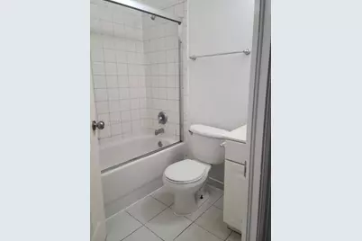 1952 Marsh Harbor Dr #1952, Riviera Beach, FL 33404 - Photo 7