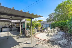 42 W 44th St, Hialeah, FL 33012 - Photo 25