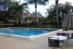 5849 Washington St, Hollywood, FL 33023 - Photo 3