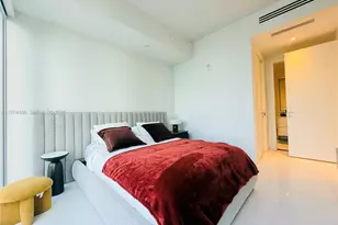 300 Biscayne Blvd Way, Miami, FL 33131 - Photo 9