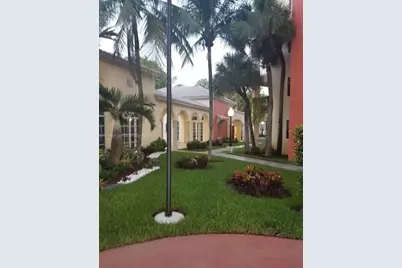 8373 Lake Dr #208, Doral, FL 33166 - Photo 15