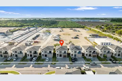 275 NW 13th Pl #1, Florida City, FL 33034 - Photo 9