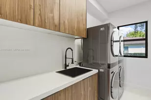 3303 W Stonebrook Cir, Davie, FL 33330 - Photo 53