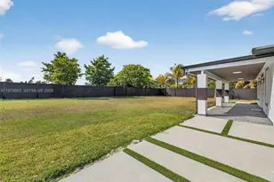 16405 SW 228th St, Miami, FL 33170 - Photo 3