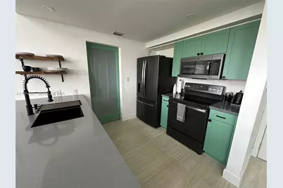 1 Glen Royal Pkwy #1613, Miami, FL 33125 - Photo 11