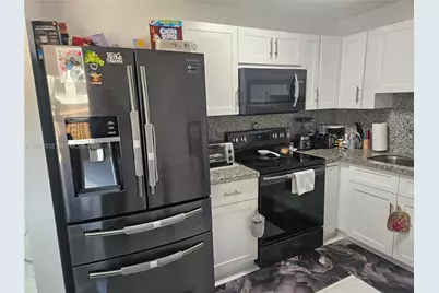 17914 NW 66th Ct Cir, Hialeah, FL 33015 - Photo 15