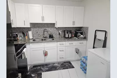 17914 NW 66th Ct Cir, Hialeah, FL 33015 - Photo 15