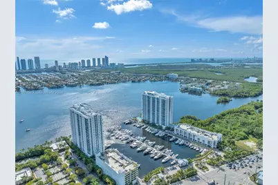 17111 Biscayne Blvd #411, North Miami Beach, FL 33160 - Photo 45