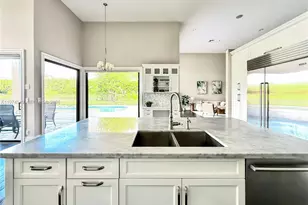 400 Alexandra Cir, Weston, FL 33326 - Photo 19