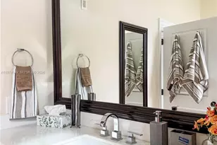 400 Alexandra Cir, Weston, FL 33326 - Photo 55