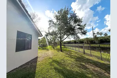 400 Alexandra Cir #0, Weston, FL 33326 - Photo 85