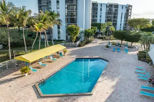 20500 W Country Club Dr, Aventura, FL 33180 - Photo 41