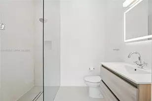 1845 NE 124th St, North Miami, FL 33181 - Photo 23