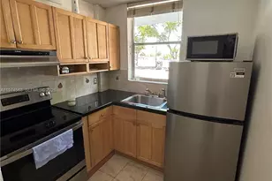 1801 S Treasure Dr, North Bay Village, FL 33141 - Photo 41