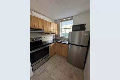 1801 S Treasure Dr #102, North Bay Village, FL 33141 - Photo 1