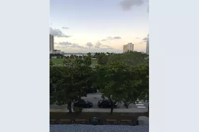 1801 S Treasure Dr #511, North Bay Village, FL 33141 - Photo 11