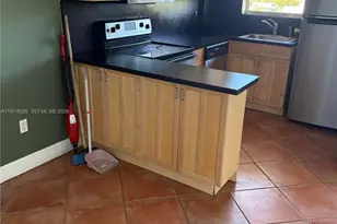 1801 S Treasure Dr, North Bay Village, FL 33141 - Photo 3