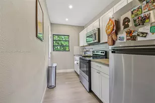 7845 NE Bayshore Ct, Miami, FL 33138 - Photo 5