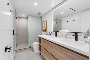 881 Ocean Dr, Key Biscayne, FL 33149 - Photo 27