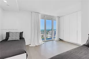 881 Ocean Dr, Key Biscayne, FL 33149 - Photo 31