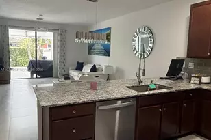 10916 SW 235th Ln, Homestead, FL 33032 - Photo 7