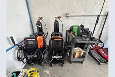 3136 John P Curci Dr, Hallandale Beach, FL 33009 - Photo 19