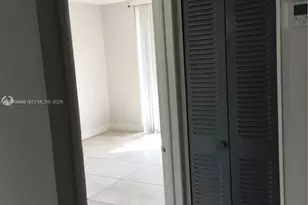 1801 S Treasure Dr, North Bay Village, FL 33141 - Photo 7