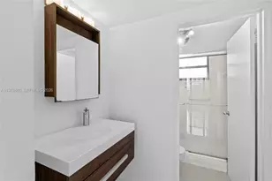 500 Three Islands Boulevard, Hallandale Beach, FL 33009 - Photo 15