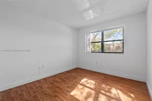 15600 SW 80th St, Miami, FL 33193 - Photo 11