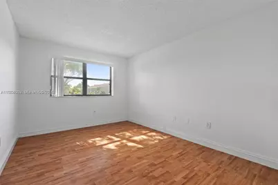 15600 SW 80th St #L-203, Miami, FL 33193 - Photo 13